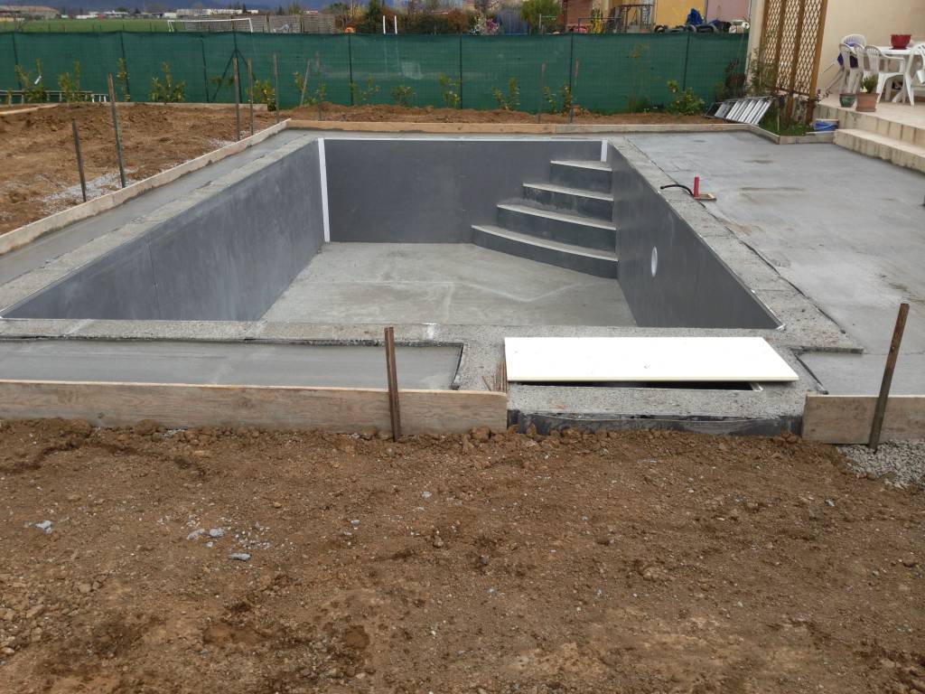 Création piscine béton dans l'Eure