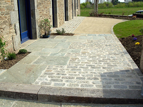 Dallage, terrasse, chape pavée à Sainte-Barbe-sur-Gaillon